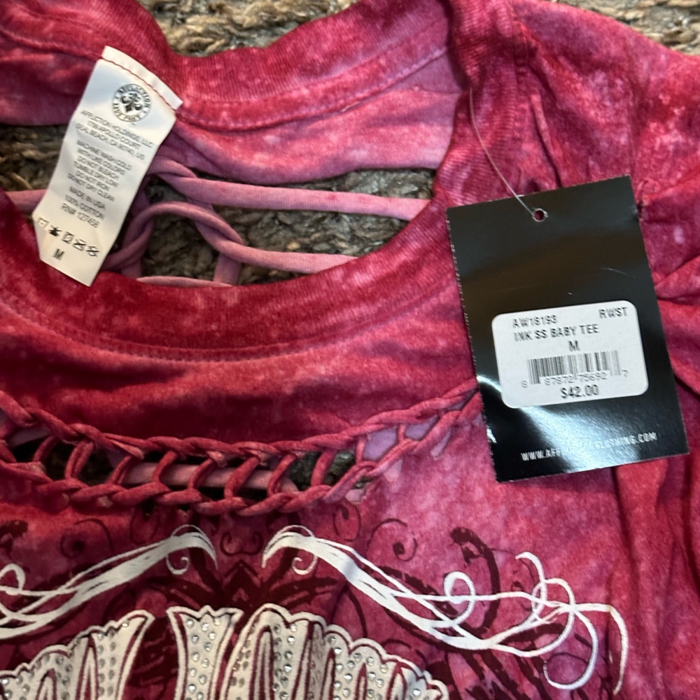 Brand new woman Affliction shirt